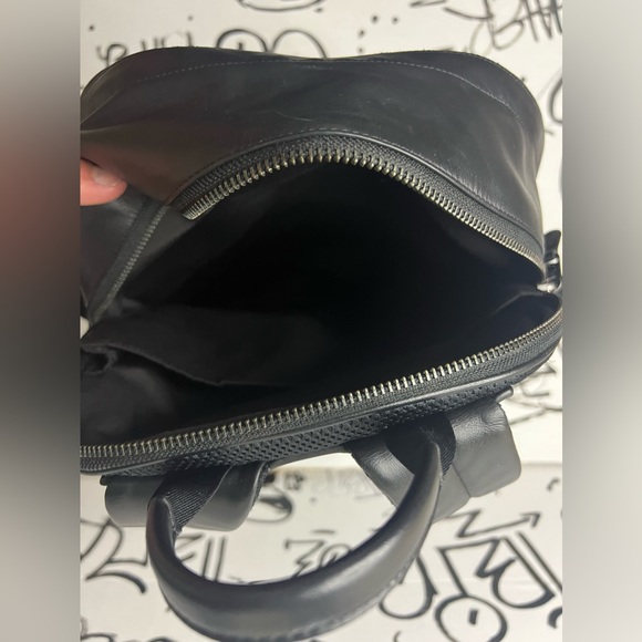 *COACH WEST CANVIS IN SIGNATURE CANVAS BACKPACK AND WALLET BUNDLE* - Picture 10 of 10